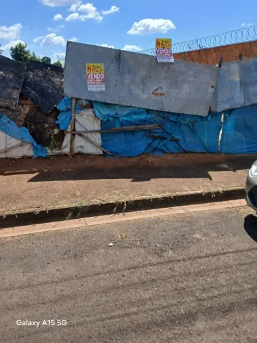 Vendo terreno no bairro Jardim sucupira
