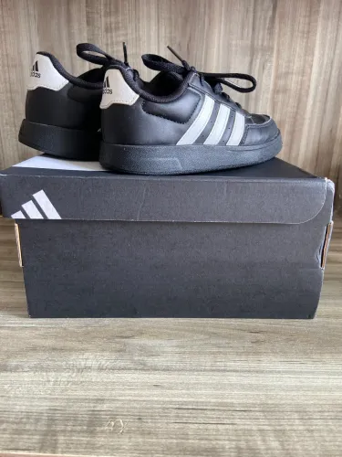 Tênis Adidas Infantil
