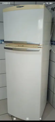 Geladeira Brastemp Frost Free 370 litros gelando perfeitamente entrego no local