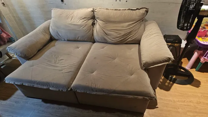 Vendo Sofa tecido suedi/camurça
