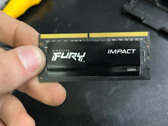 Pra sair Logo Memoria Ram Notebook Fury 8gb 3200mhz DDR4