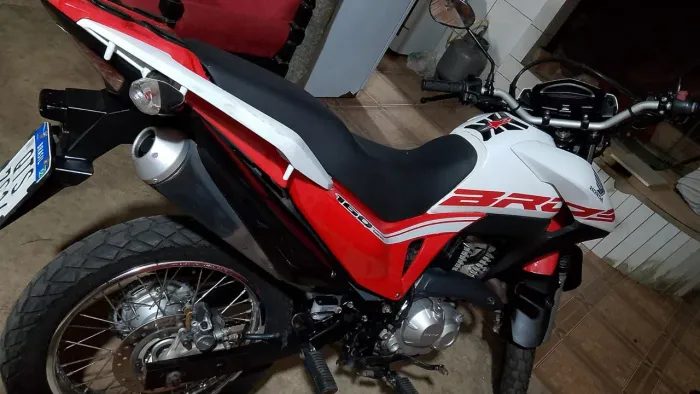 Bros 160