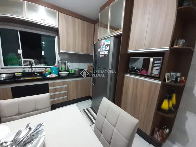Sobrado à venda 4 quartos em Riacho Grande, SBC