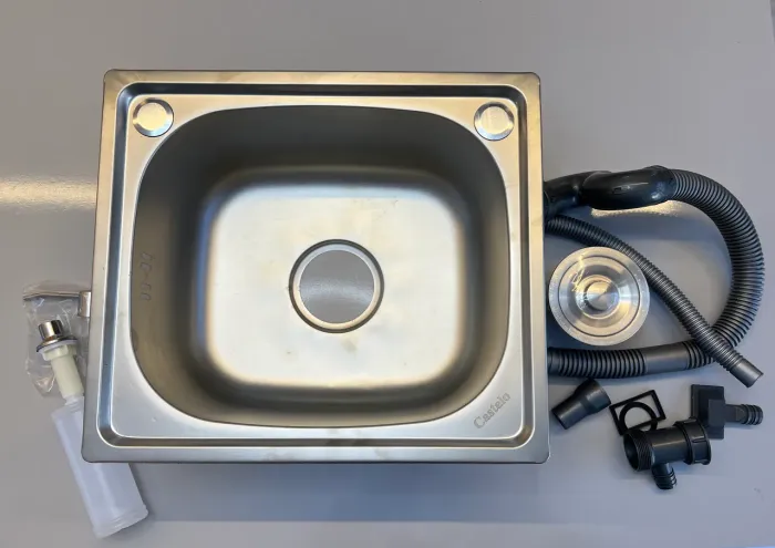 Cuba nova inox escovado 42x37 com acessórios