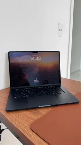 MACBOOK AIR M5 15 POLEGADAS