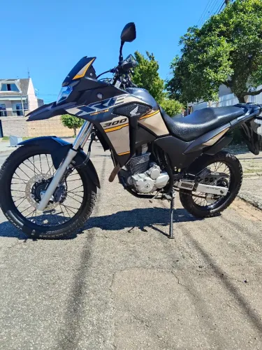XRE 300 Adventure 