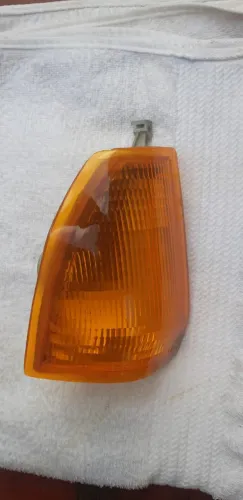 Lanterna Dianteira Pisca Direita Passat 79/82 (Original VW). 