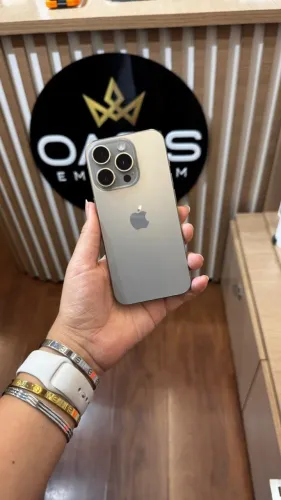 iPhone 15 Pro Max 256gb Seminovo Natural Começa Mês