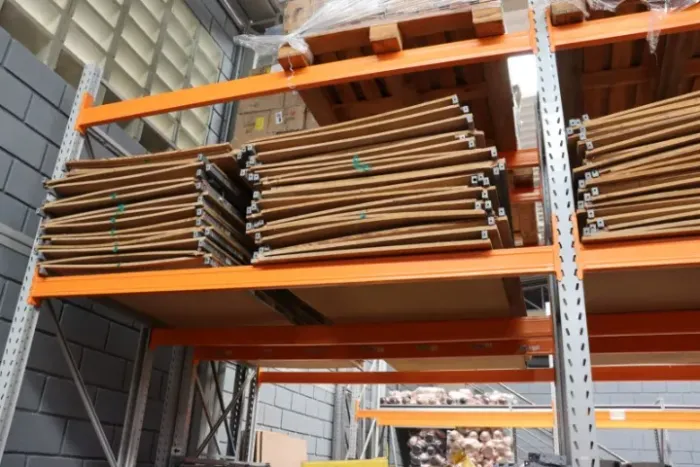 PLACA DE MDF CRU PARA GONDOLAS/ESTANTES DE AÇO INDUSTRIAL