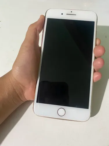 iPhone 8 Plus 