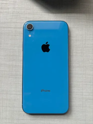iPhone XR azul 64gb