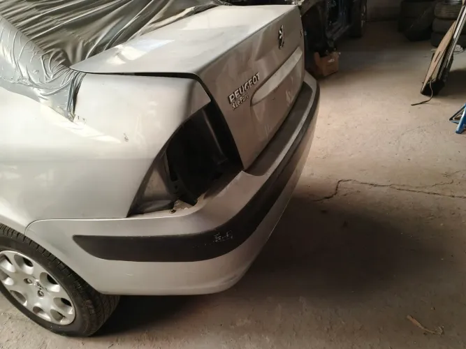Parachoque Traseiro Peugeot sedan 307