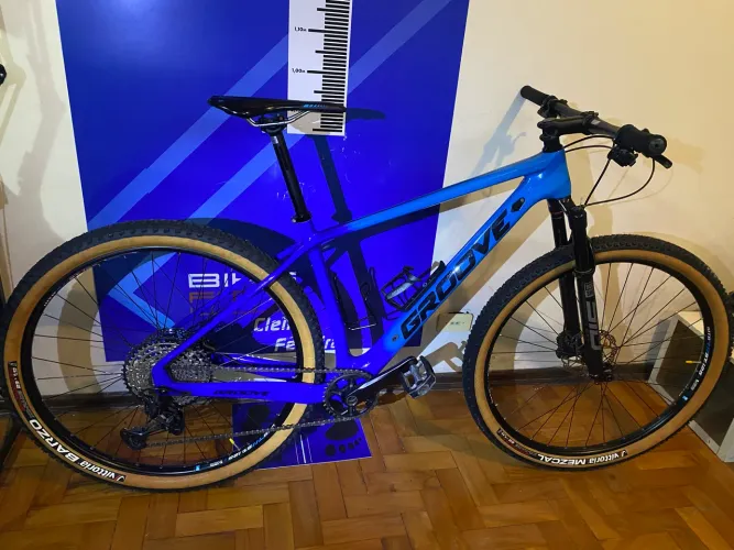 MTB Groove Carbono XT/Deore + SID - Impecável | Pouquíssimo us