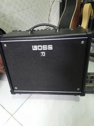 Amplificador guitarra Boss Katana 50 MKI