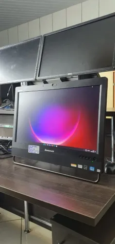 Computador 2em1 Lenovo ThinkCentre 27 polegas, 8gb, Ssd240, Processador i5