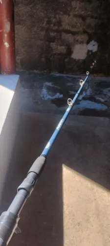 Vara pop Austin 2.10 60lbs+carretilha tigon bg 300 so vendo msm nao troco