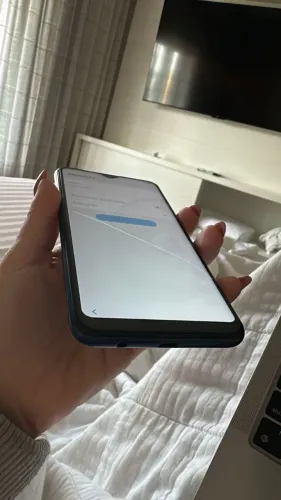 Celular Samsumg Galaxy A10 32GB - Usado e funcionando normalmente