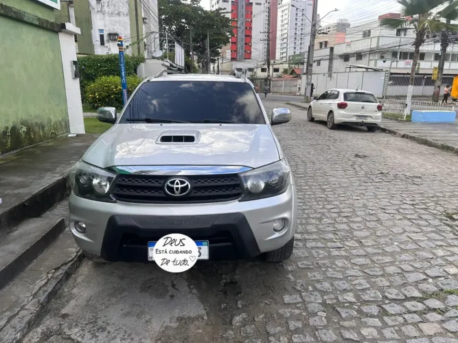 Toyota Hilux SW4 SRV D4-d 4X4 3.0 TDI Dies. AUT 2010