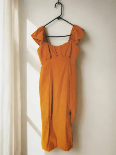 vestido midi de linho