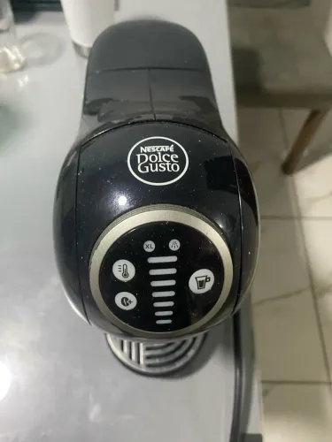 Cafeteira Dolce Gusto Gênio S Plus