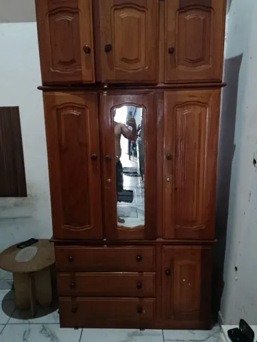 Guarda roupa de Angelim