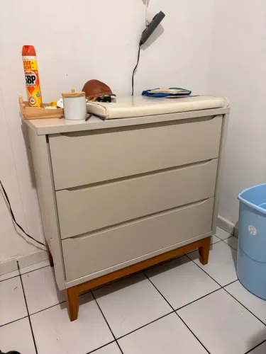 Cômoda e berço 
