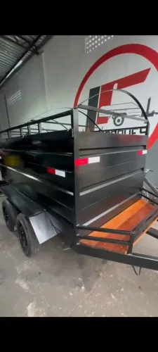 Carretinha Baú nova