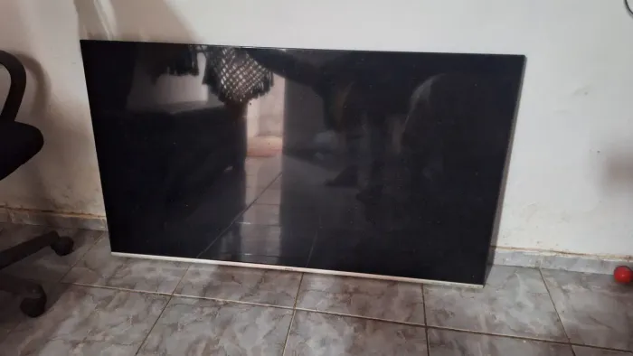 Tv philco 58 android defeito  na tela 