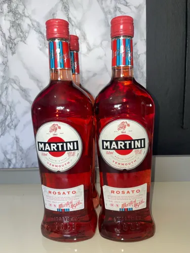 Garrafa de Vermute Martini Rosato