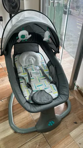 Cadeirinha de balanço