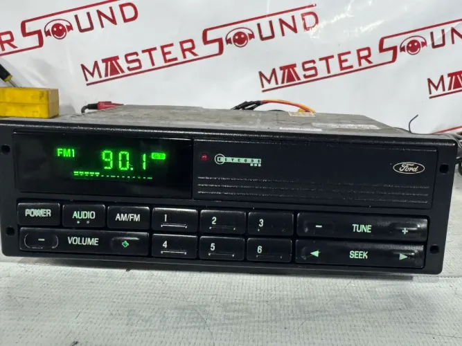 Auto radio Bluetooth original Ford impecável na oferta só 899,00