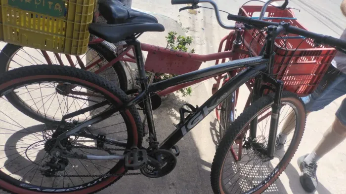 Bicicleta aro 29 (troco apenas por PS4)