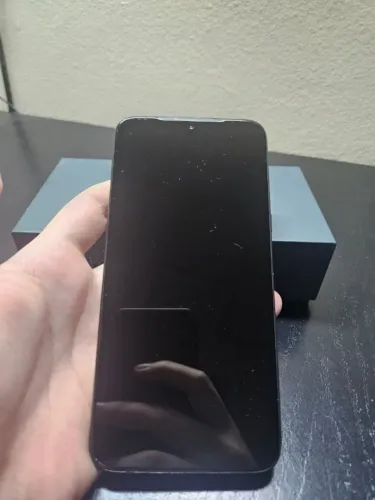 Moto G8 Plus 64GB -- Bom Estado