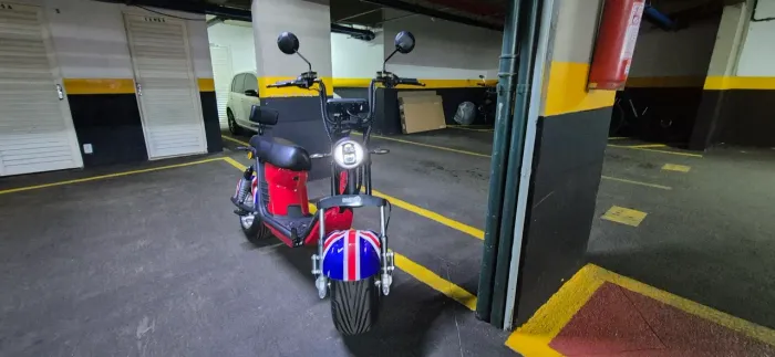 Moto Scooter Elétrica 1000w Excelente estado até 60km de autonomia