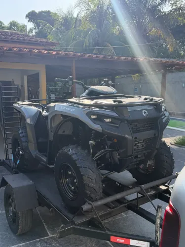 Quadriciclo Outlander 500