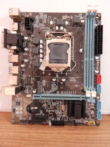 Placa Mãe B75 DDR3 / 1155/Suporte NVME Com Espelho