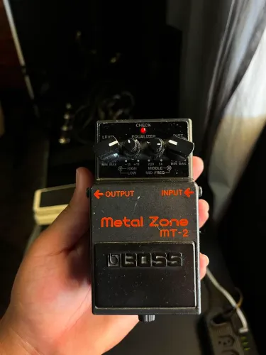 BOSS Metal Zone