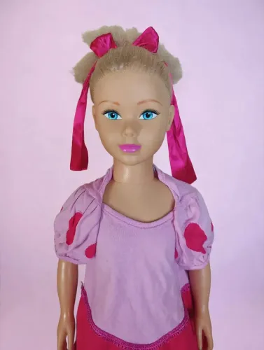 Boneca Stefany Mede 80cm 