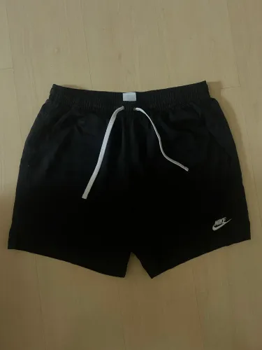 Short Nike