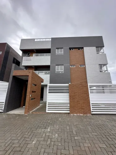 Apartamento de 2 quartos no Bessa