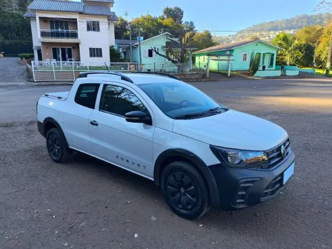 Volkswagen Saveiro Robust 1.6 Total Flex 16V CD 2024