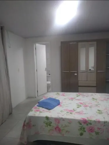Alugo Casa de 2 dormitórios, 2 banheiros com garagem no Dom Bosco, Itajaí