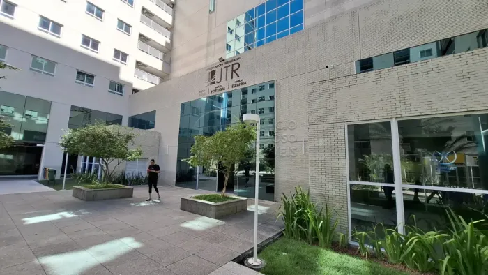 Salas Comerciais Integradas à Venda no JTR Itália