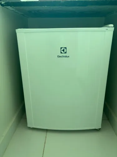 Fregobar Electrolux Re80 novíssimo!!