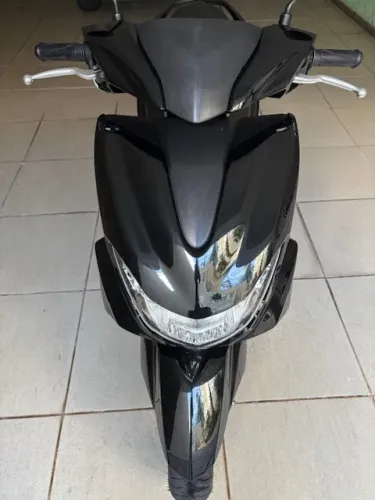 Yamaha Fluo 125cc - PRETA 2022 / 2023 - IPVA 26 Pago