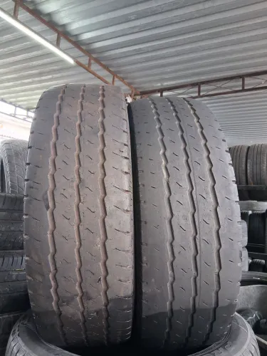 Vendo Par De Pneus 225 75 16 De Carga Continental 