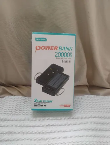 POWER BANK 20.000 MAH 5X1 + SOLAR