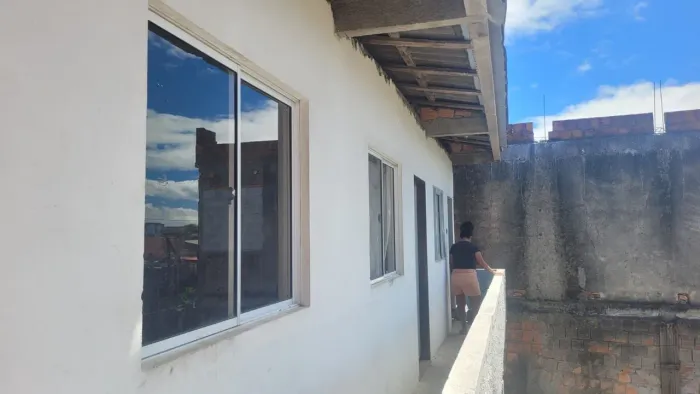 TERRENO COM IMÓVEL À VENDA