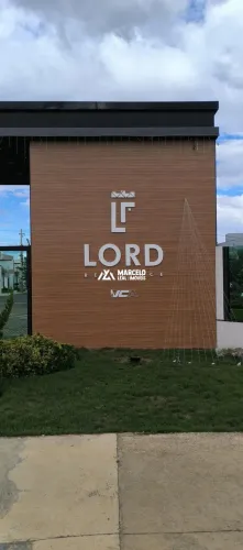 Vendo casa térrea de 3/4 sendo 1 suíte com planejados na cozinha no Condomínio L