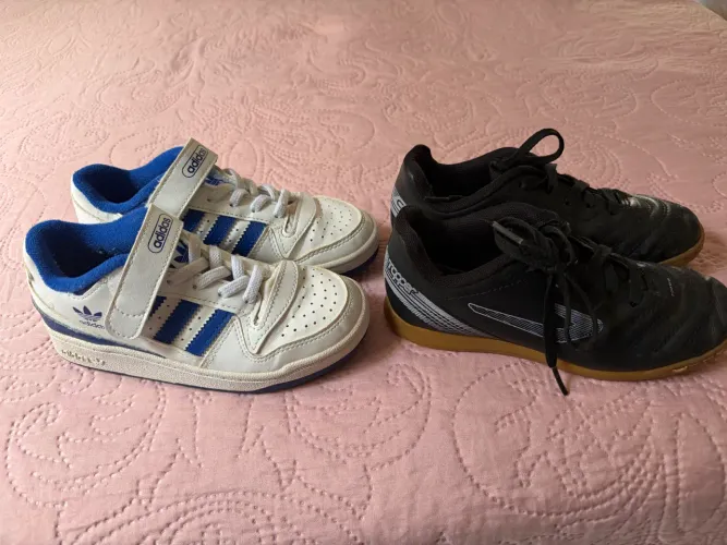 Tênis adidas/umbro